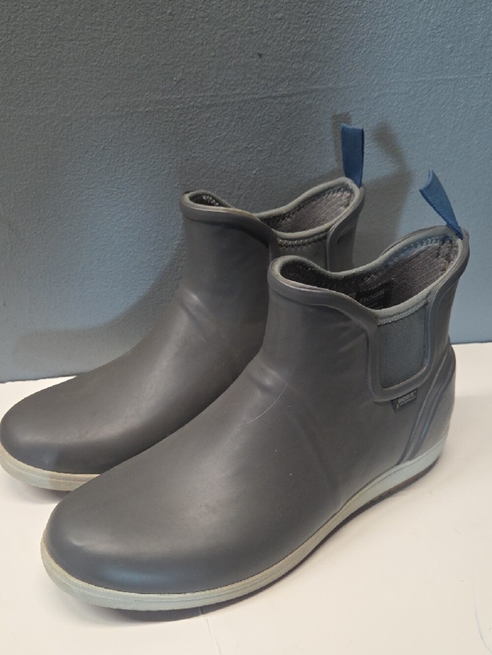 Bogs Women's Gray Ankle Rain Boots Size 11 - Picture 2 of 9